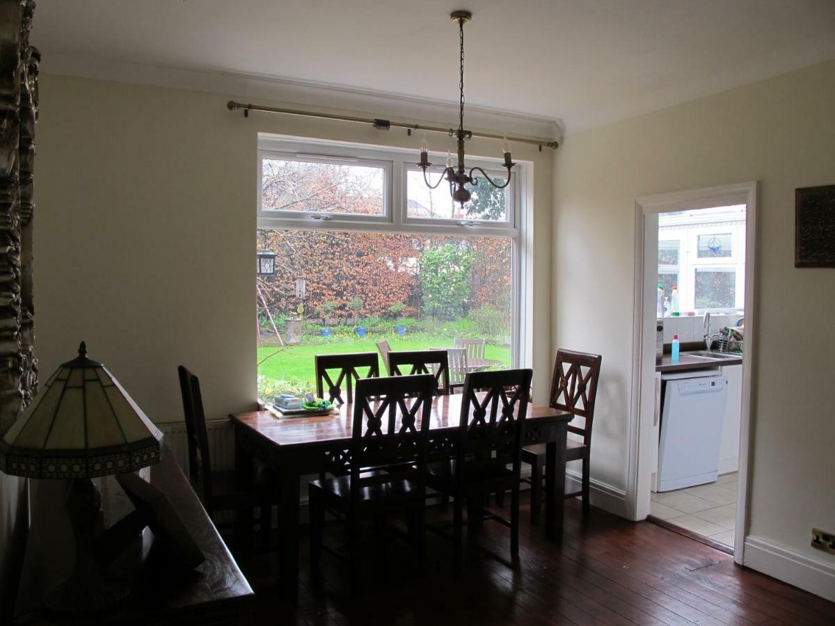 Westmorland - 4 Bedroom House - Free Parking For Up To 7 Cars - Walking Distance To Qmc And University - Ideal For Contractors And Large Groups Nottingham Dış mekan fotoğraf